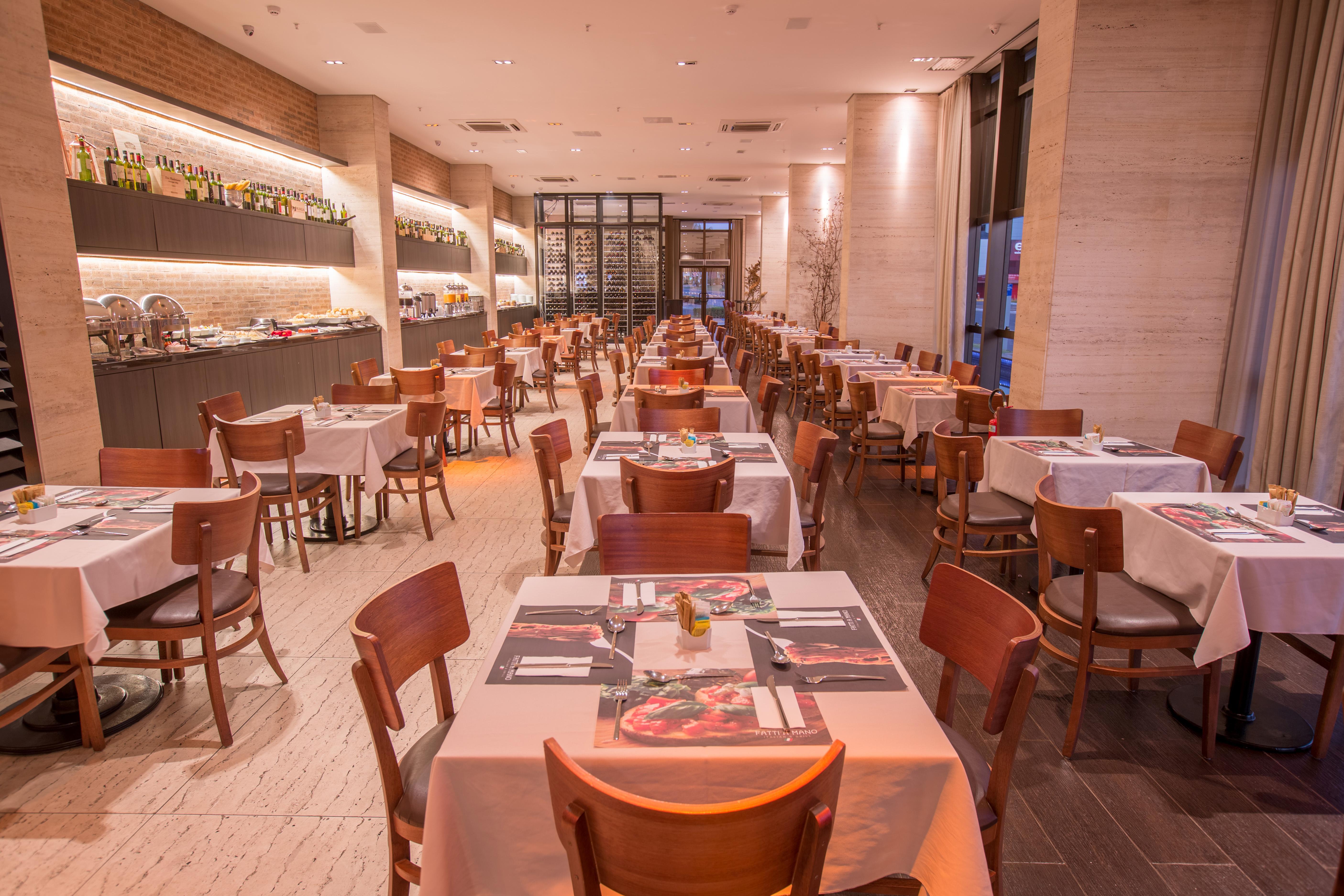 Cullinan Hplus Premium برازيليا المظهر الخارجي الصورة Restaurant