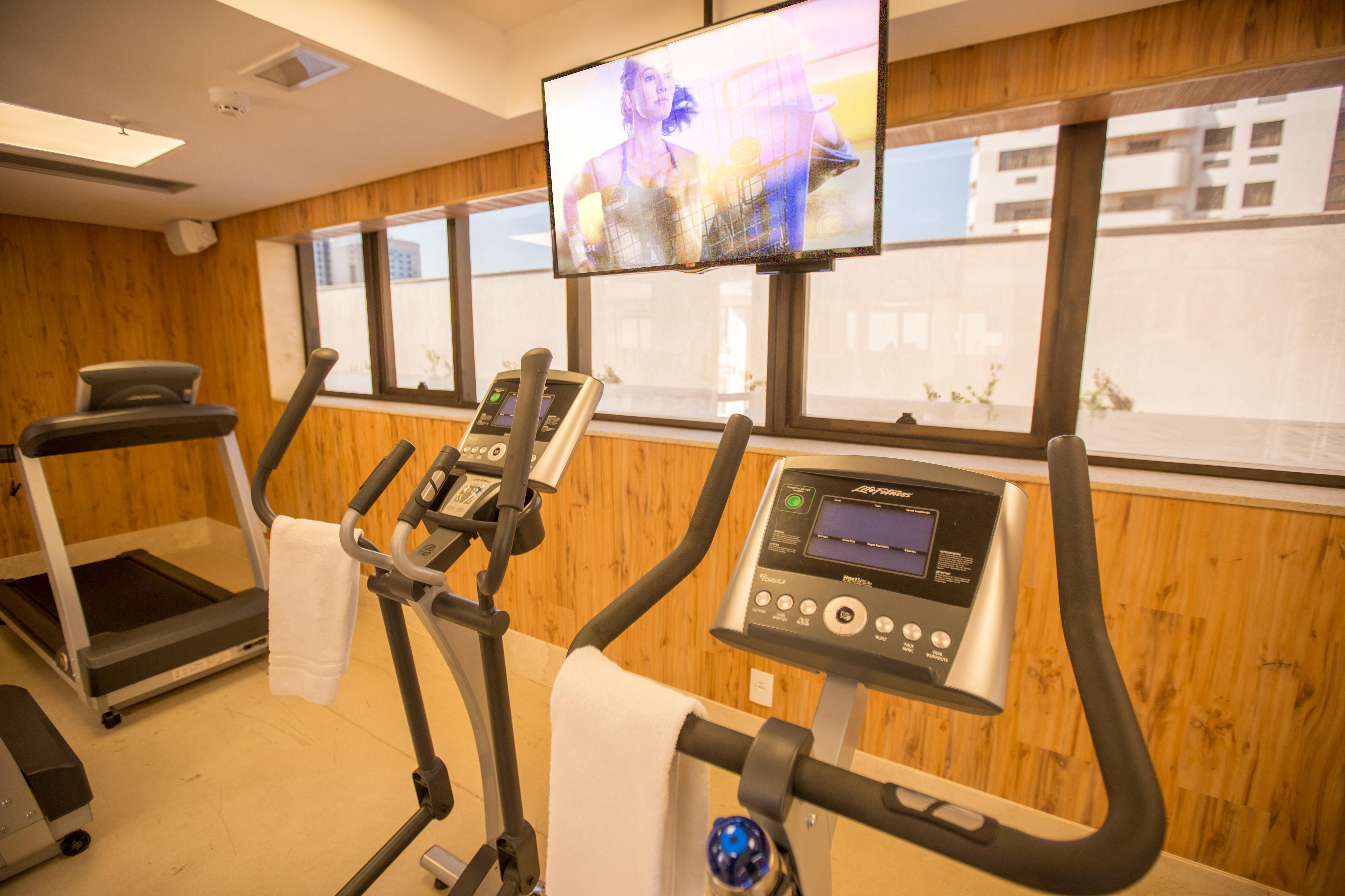 Cullinan Hplus Premium برازيليا المظهر الخارجي الصورة The gym at the hotel